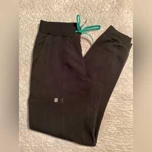 Fabletics On-Call Scrub Joggers